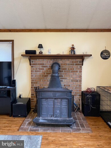 75 Givens Ln, Berkeley Springs, WV 25411 - photo 7