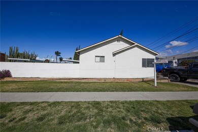 9325 Rose St, Bellflower, CA 90706 - photo 3