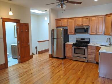 534 E 7th St unit 3, Boston, MA 02127 - photo 2