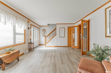 337 Nugent Place, Lincoln, IL 62656 - photo 7