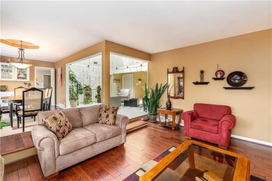 4045 45th St, Des Moines, IA 50310 - photo 6