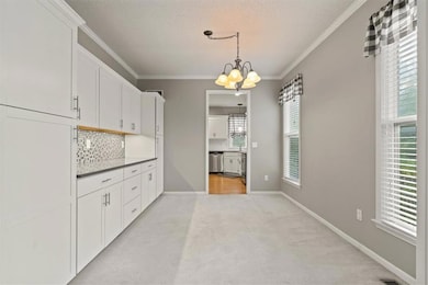 14726 Mackey St, Overland Park, KS 66223 - photo 5