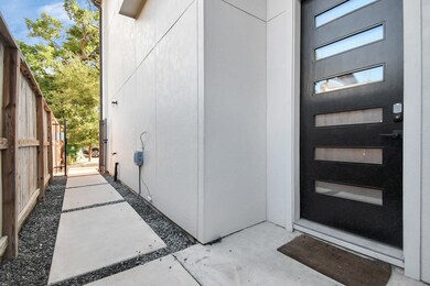 622 W 25th St, Houston, TX 77008 - photo 3