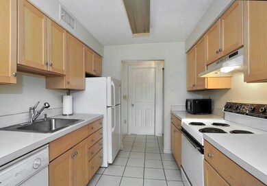 20 Beals Cove Rd unit J, Hingham, MA 02043 - photo 7