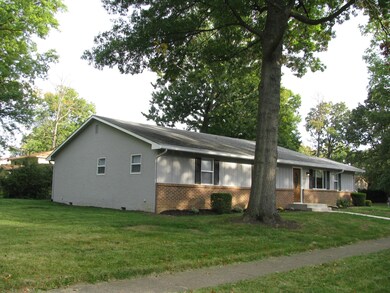 4960 Lyle #3