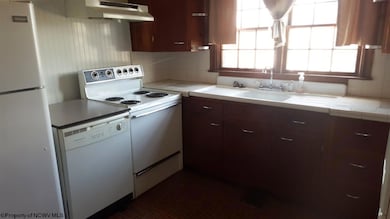 133 Camden Ave, Buckhannon, WV 26201 - photo 6