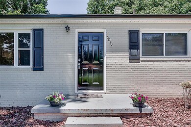 2010 Brook Dr, Asheboro, NC 27205 - photo 5