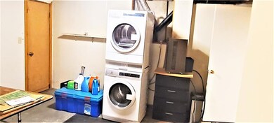 122 Everglade Ave, Warwick, RI 02886 - photo 7