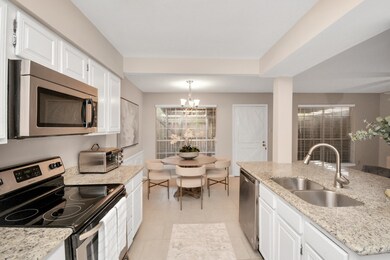 10313 Briar Forest Dr unit 31, Houston, TX 77042 - photo 7