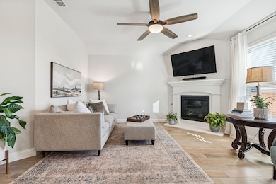 252 Gill Point Ln, Aledo, TX 76008 - photo 7