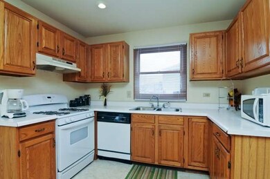 3438 Grandville Ave, Gurnee, IL 60031 - photo 4