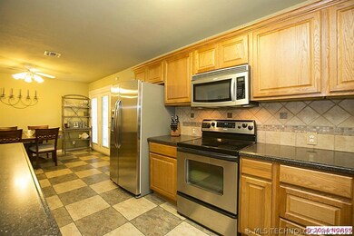 Updated stainless steel appliances include ceramic