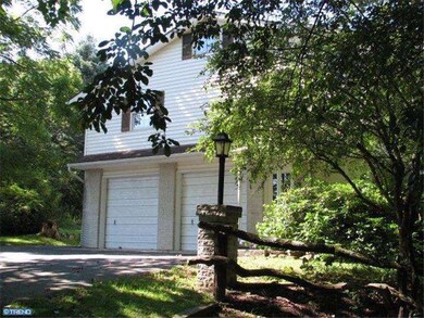 7 Ryan Ave, Tamaqua, PA 18252 - photo 2