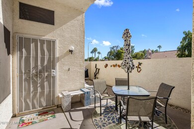 2100 W Lemon Tree Place unit 15, Chandler, AZ 85224 - photo 3