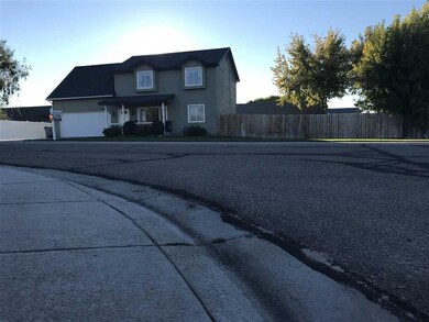 2519 S Canyon St, Nampa, ID 83686 - photo 2