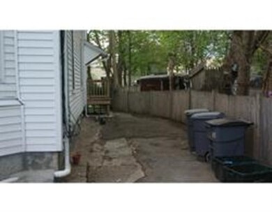 28 Emmet St, Brockton, MA 02302 - photo 2