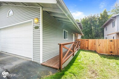 24-Front Exterior_KC_00612