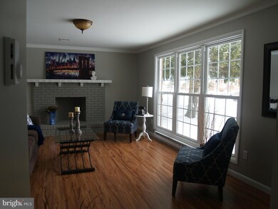 10808 Donelson Dr, Williamsport, MD 21795 - photo 3