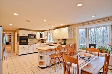 94 Windsor Ave, Acton, MA 01720 - photo 5