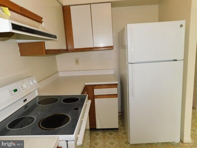 7440 Setting Sun Way, Columbia, MD 21046 - photo 3