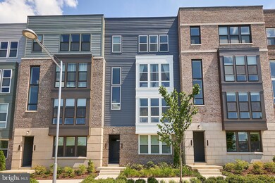 13386 Arrowbrook Centre Dr unit 53, Herndon, VA 20171 - photo 3