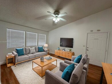 15590 SW 106th Ln unit 1102, Miami, FL 33196 - photo 4