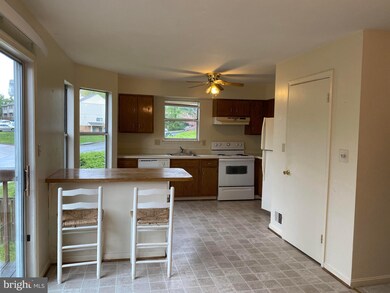 15300 Gunsmith Terrace, Woodbridge, VA 22191 - photo 4