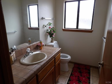 495 Ash St, Lemoore, CA 93245 - photo 7