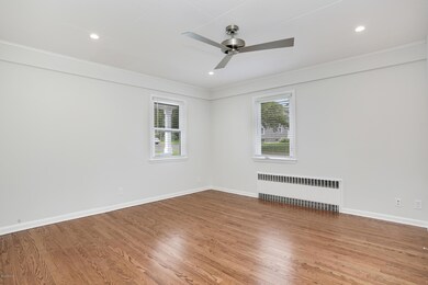 70 Bruce Park Ave unit 1, Greenwich, CT 06830 - photo 6