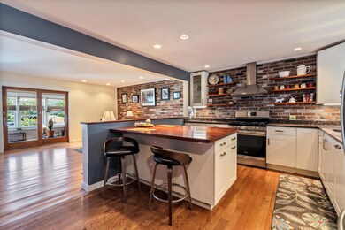 202 Congress St, Portland, ME 04101 - photo 2