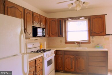 8 Shirley Dr, Middletown, PA 17057 - photo 5