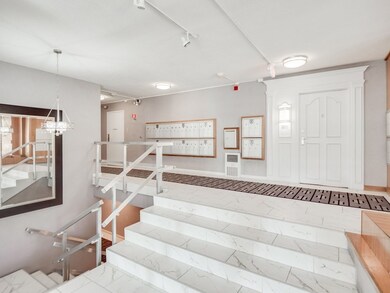 Hammond Park Condominiums unit 401, Chestnut Hill, MA 02467 - photo 4