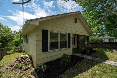 1108 E Market St, Johnson City, TN 37601 - photo 2