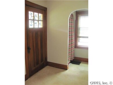 Foyer. As you enter the front door, you get a sens