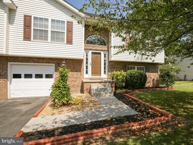 139 Churchill Dr, Stephens City, VA 22655 - photo 4