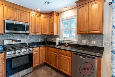 792 Russells Mills Rd, South Dartmouth, MA 02748 - photo 3