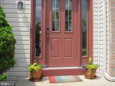 837 Willow Ridge Ct, York, PA 17404 - photo 5