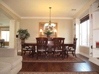 Formal Dining