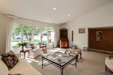 2411 Patricia Ln, Homewood, IL 60430 - photo 2