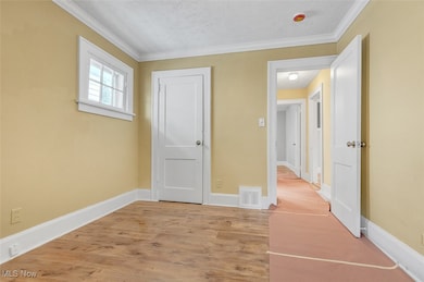 1554 E 221st St, Euclid, OH 44117 - photo 7