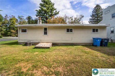 218 Lehigh St, Walnutport, PA 18088 - photo 4