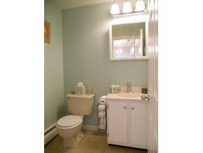 9 Valley West Way, Manchester, NH 03102 - photo 5