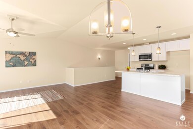 5237IronbranchCt(10of18)