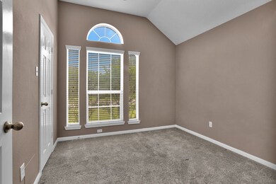 25603 Oakridge Forest Ln, Spring, TX 77386 - photo 7