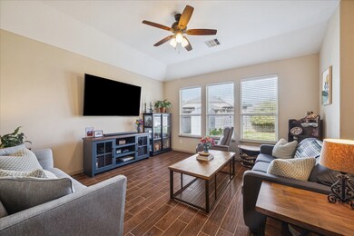 3222 Doves Nest Ct, Dickinson, TX 77539 - photo 4