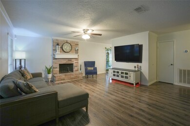 4503 Hickorygate Dr, Spring, TX 77373 - photo 2