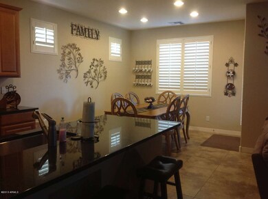 Eat-in kitchen