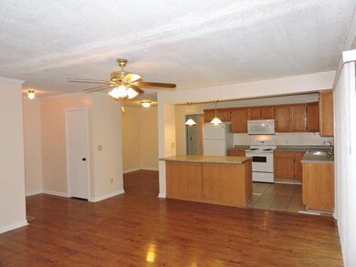 837 Gilley Cir, Manchester, TN 37355 - photo 6