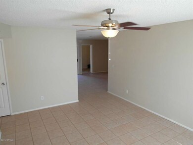 Living Room / Dinning area