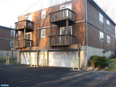 717 Willow St unit 1B, Lansdale, PA 19446 - photo 2